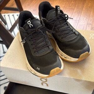 On Running Women’s Black Running Shoes